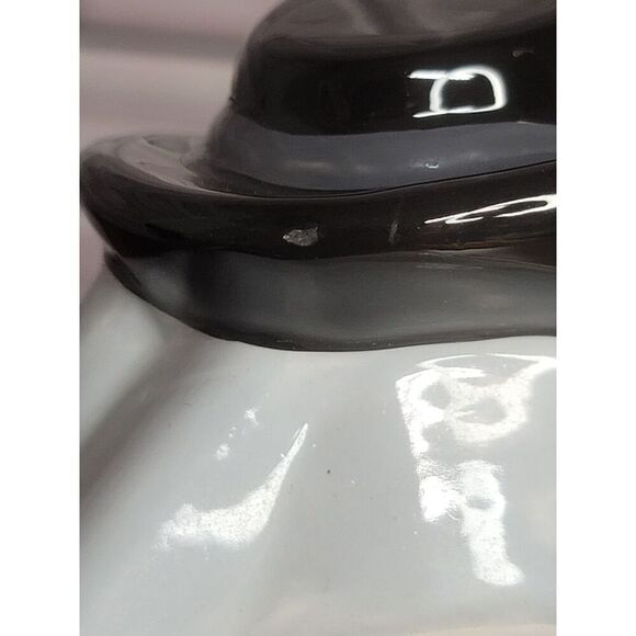 Warner Brothers Studio Bugs Bunny NEW YORK Musical Cookie Jar - Picture 5 of 11